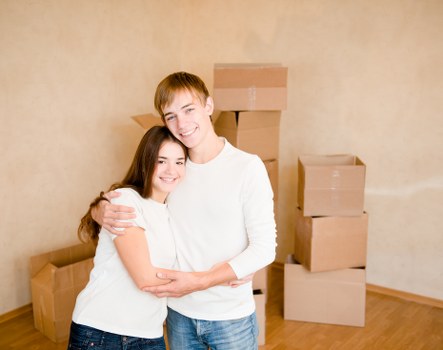 Local packing and unpacking service supporting a residential move in Hook